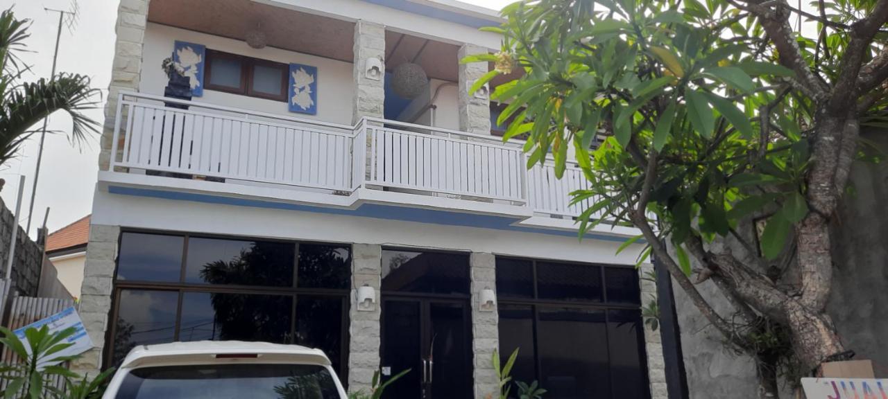 Turtle Island Homestay Санур Екстер'єр фото