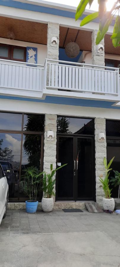 Turtle Island Homestay Санур Екстер'єр фото